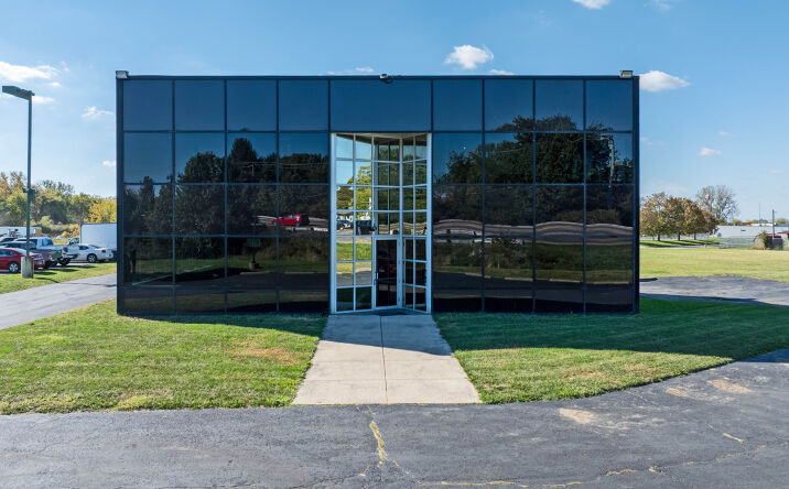 Pictures of Office property located at 3050 Delta Marine Dr, Reynoldsburg, OH 43068 for sales - image #1
