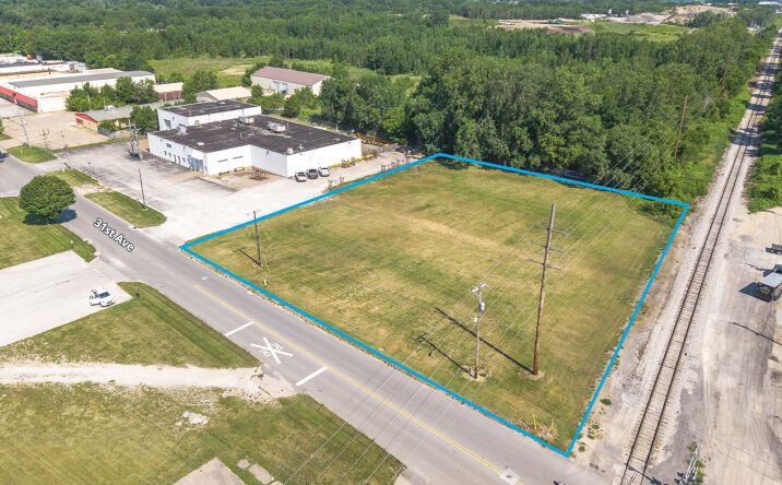 Pictures of Land property located at 417 31st Ave, Rock Island, IL 61201 for sales - image #1