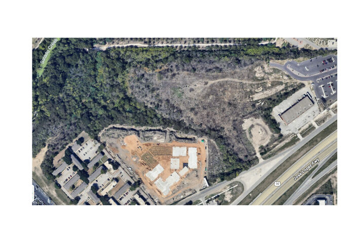 Pictures of Land property located at 3841 E Commerce St, San Antonio, TX 78219 for sales - image #1