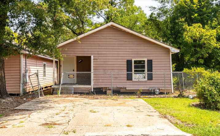 Pictures of Multifamily property located at 403 Drew Ave, West Monroe, LA 71291 for sales - image #1
