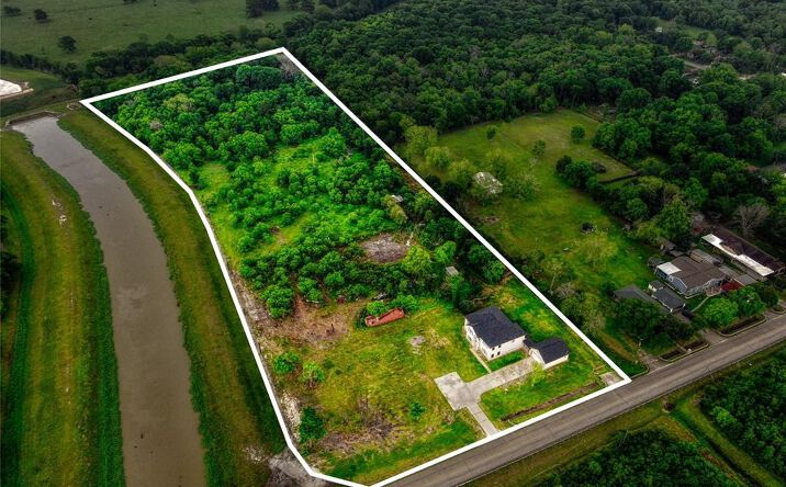 Pictures of Land, Special Purpose property located at 7812 Wade Rd, Baytown, TX 77521 for sales - image #1