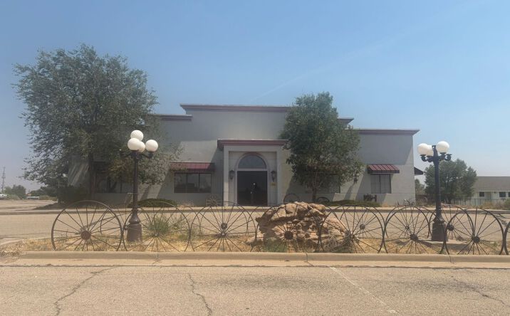 Pictures of Retail property located at 733 S Main St, Blanding, UT 84511 for sales - image #1