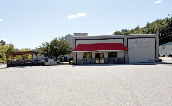 Pictures of Industrial property located at 276 Riverside Dr, Auburn, ME 04210 for sales - image #1
