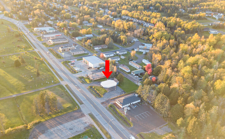 Pictures of Retail property located at 1219 7th Ave, Two Harbors, MN 55616 for sales - image #1