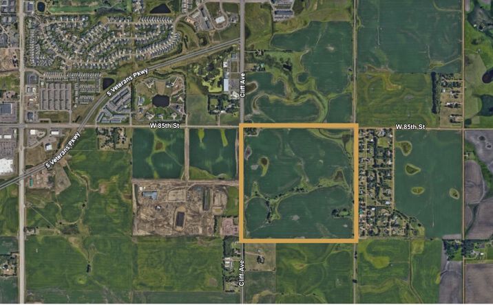 Pictures of Land property located at 27002 Cliff Ave, Harrisburg, SD 57032 for sales - image #1