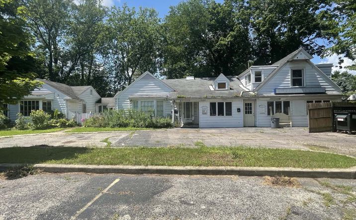 Pictures of Retail, Office, Mixed Use property located at 230-238 N McLean Blvd, Elgin, IL 60123 for sales - image #1
