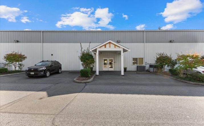 Pictures of Industrial property located at 18824 Smokey Point Blvd, Arlington, WA 98223 for sales - image #1