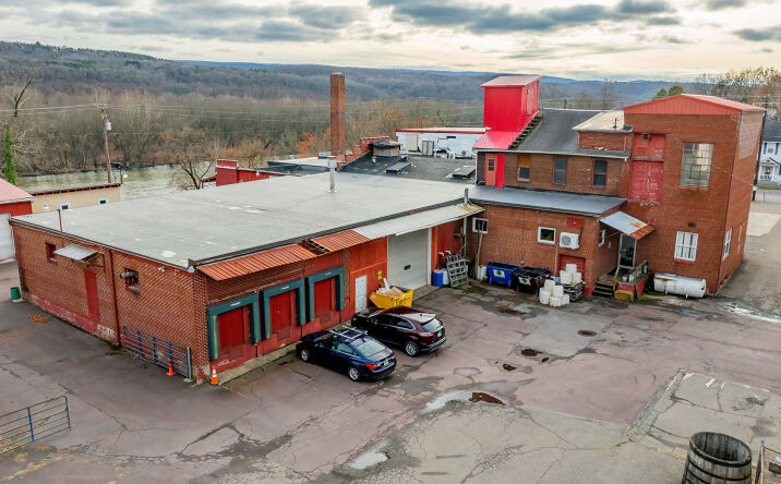 Pictures of Retail property located at 328 W Front St, Berwick, PA 18603 for sales - image #1
