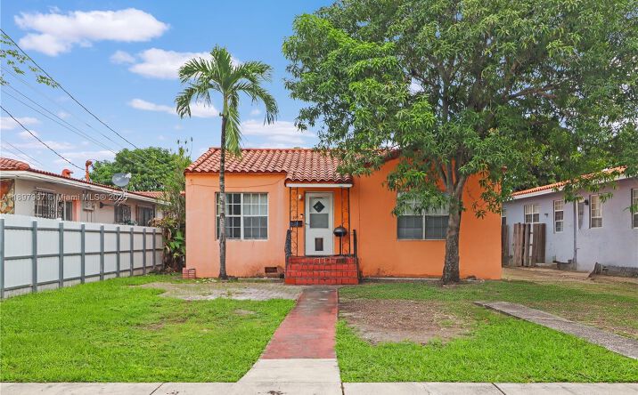 Pictures of Multifamily property located at 333 SW 30th Ave, Miami, FL 33135 for sales - image #1