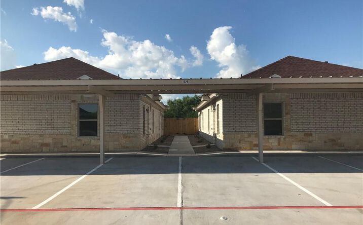 Pictures of Multifamily property located at 1225 W Garfield Avenue, Mission, TX 78573 for sales - image #1