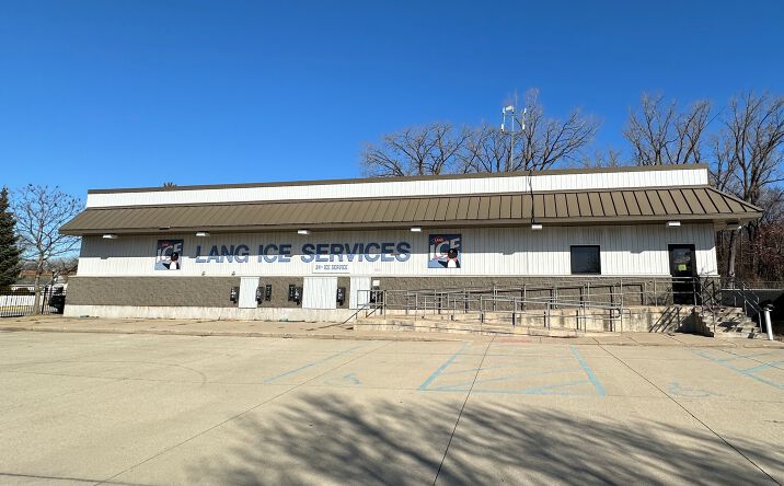 Pictures of Industrial property located at 1215 Gostlin St, Hammond, IN 46327 for sales - image #1