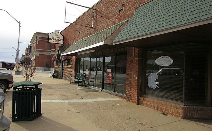 Pictures of Business for Sale, Office, Retail property located at 112 N Broadway Street, Cleveland, OK 74020 for sales - image #1