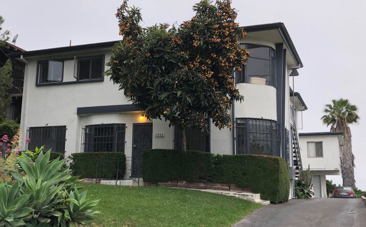 Pictures of Multifamily property located at 1353-1355 Edgecliffe Drive, Los Angeles, CA 90026 for comps - image #1