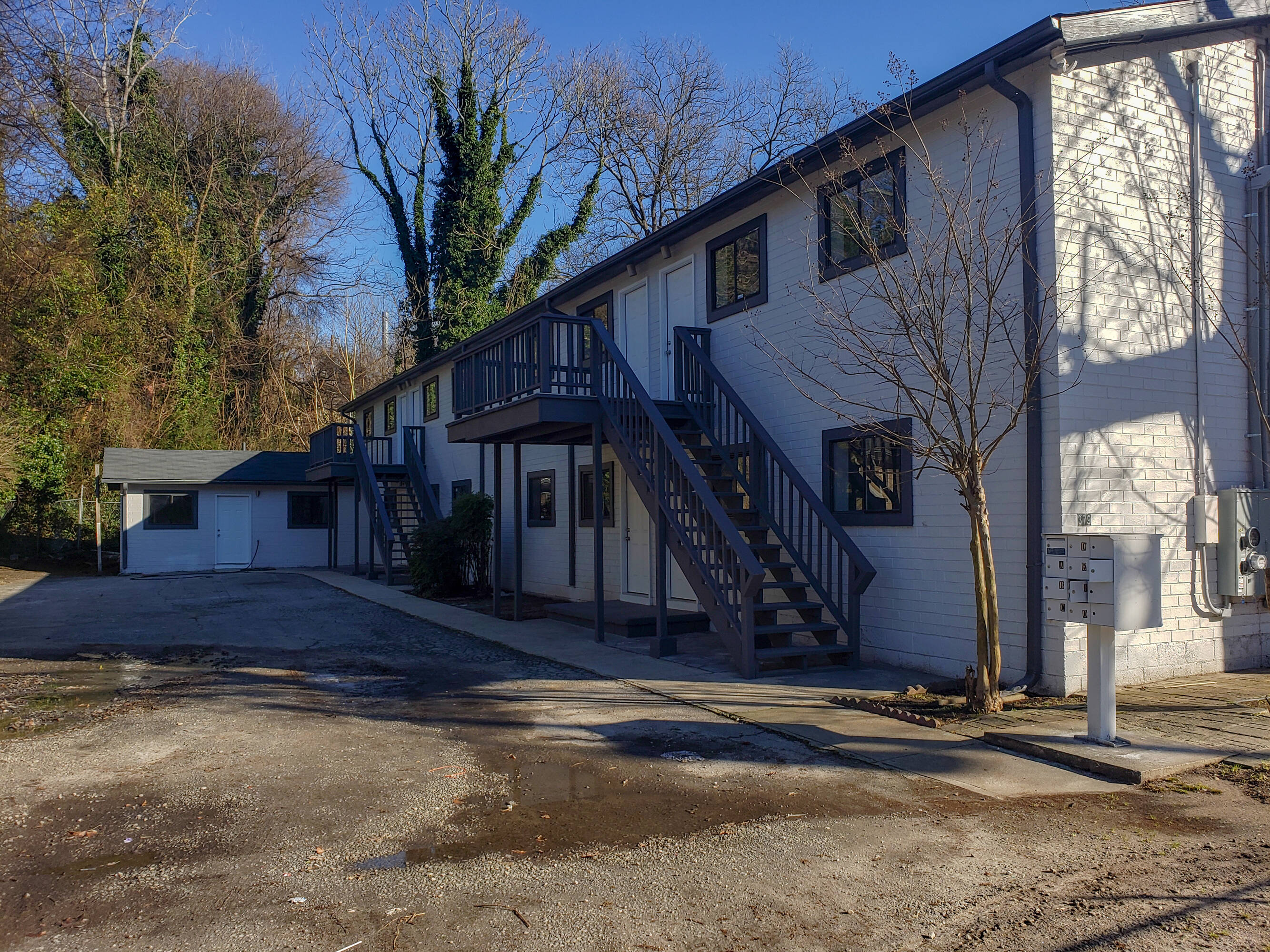 379 Elm St  