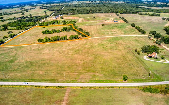 Pictures of Land property located at 6150 Red Gate Ranch Road, Davis, OK 73030 for sales - image #1