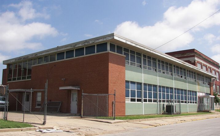 Pictures of Mixed Use property located at 221 Washington, Ardmore, OK 73401 for sales - image #1