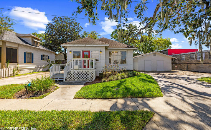 Pictures of Office, Mixed Use, Retail property located at 77 Saragossa St, Saint Augustine, FL 32084 for sales - image #1