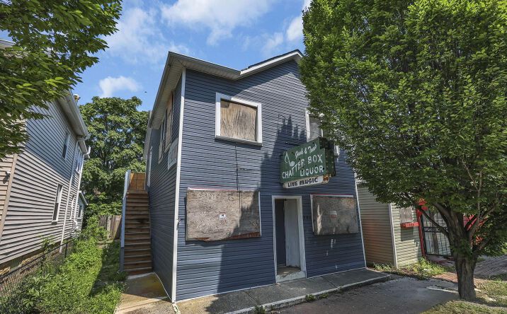 Pictures of Mixed Use, Retail, Land, Office, Special Purpose property located at 554 E Whittier Street #554, Columbus, OH 43206 for sales - image #1