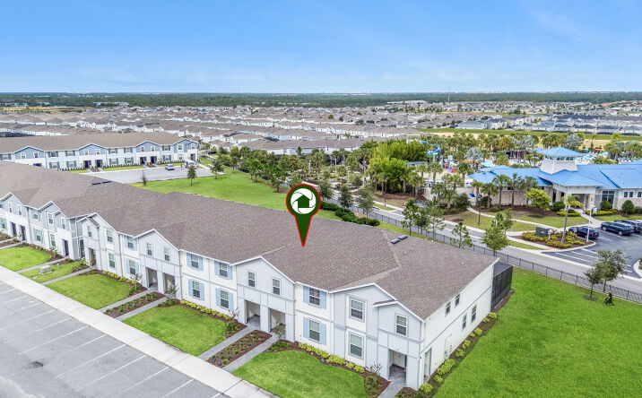 Pictures of Hospitality property located at 921 Paradise Dr, Davenport, FL 33897 for sales - image #1