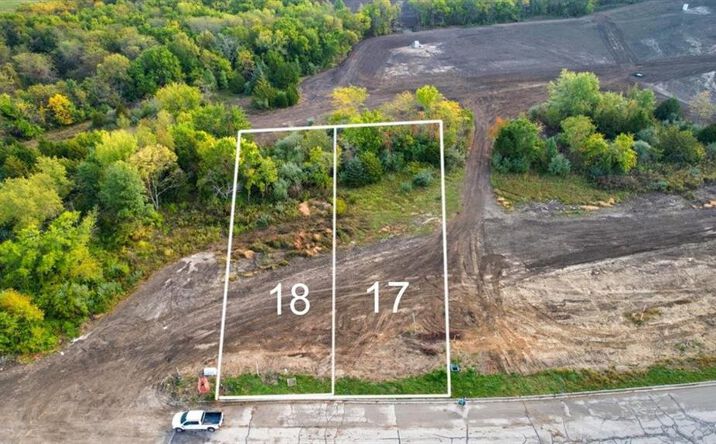 Pictures of Land property located at Lot #17 Twin Oaks Parkway, Peculiar, MO 64083 for sales - image #1