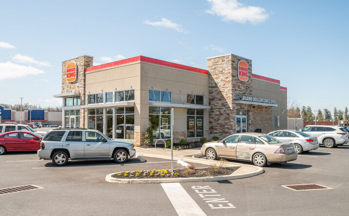 Pictures of Retail property located at 950 E High St, Carlisle, PA 17013 for sales - image #1