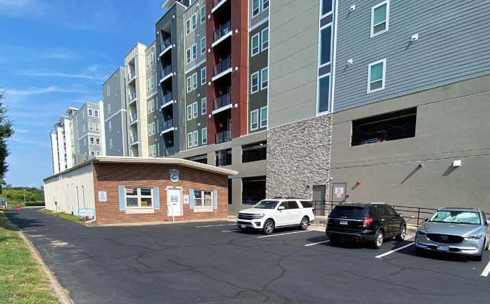 Pictures of Retail, Office, Industrial property located at 3000 Baltic Ave, Virginia Beach, VA 23451 for sales - image #1