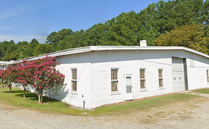 Pictures of Industrial property located at 609 Washington St, Plymouth, NC 27962 for sales - image #1
