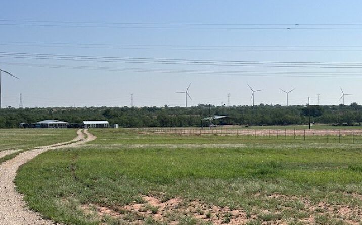Pictures of Land property located at 4900 W 1606, Snyder, TX 79549 for sales - image #1