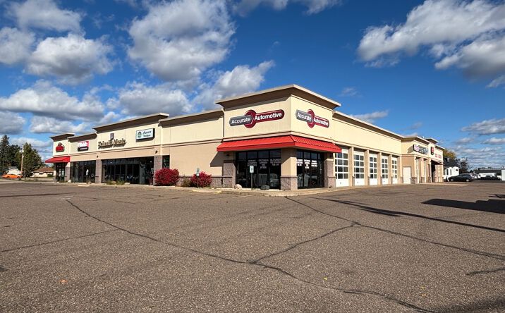 Pictures of Retail property located at 2102 Highland Ave, Eau Claire, WI 54701 for sales - image #1