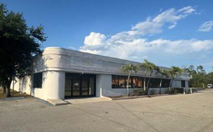 Pictures of Industrial, Office property located at 12501 Metro Pkwy, Fort Myers, FL 33966 for sales - image #1