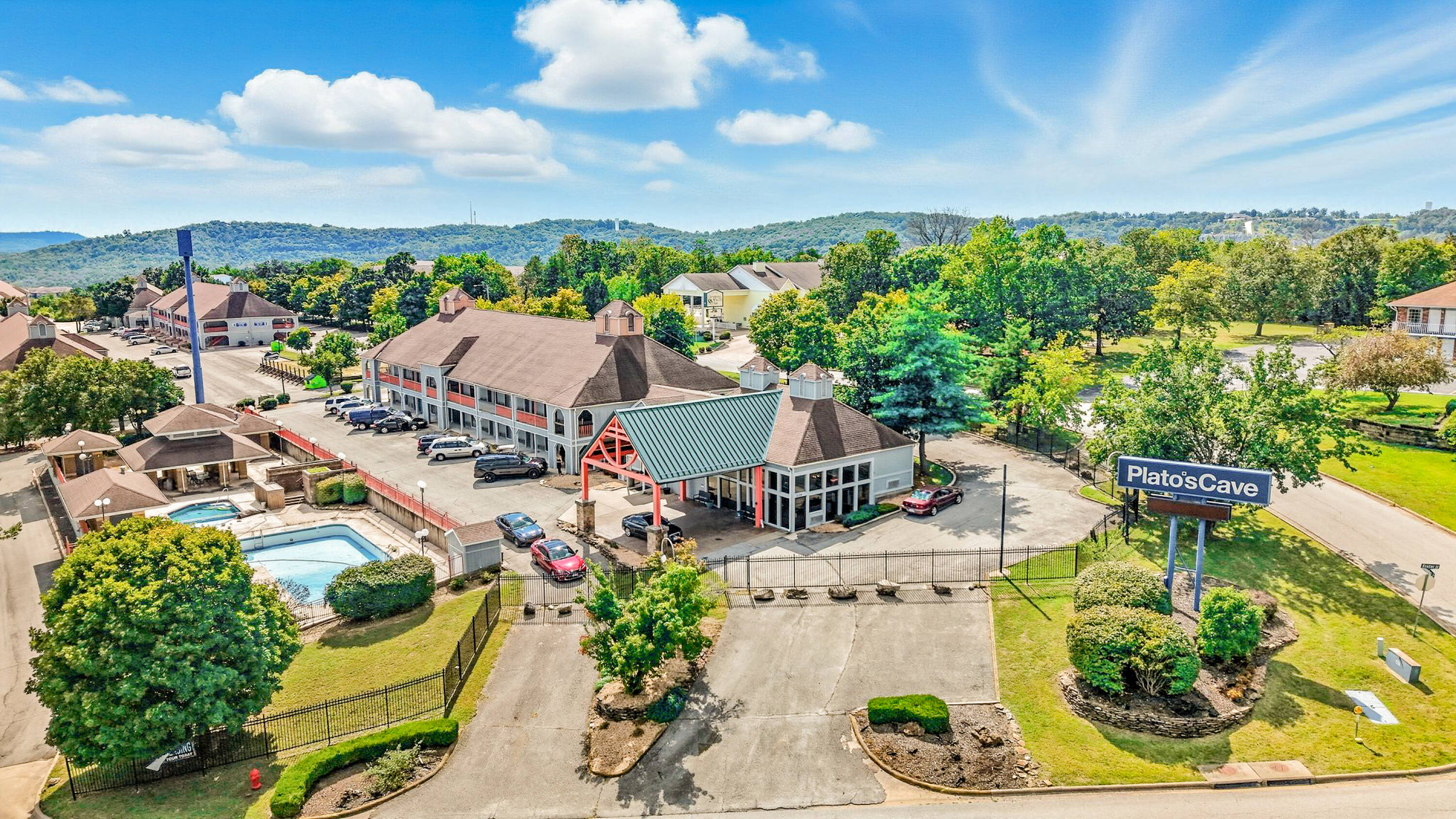 3524 Keeter St, Branson, MO 65616