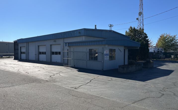 Pictures of Industrial property located at 2980 Roosevelt Blvd, Eugene, OR 97402 for sales - image #1