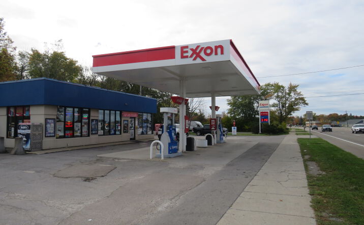 Pictures of Business for Sale, Retail property located at 5461 Southwestern Blvd, Hamburg, NY 14075 for sales - image #1