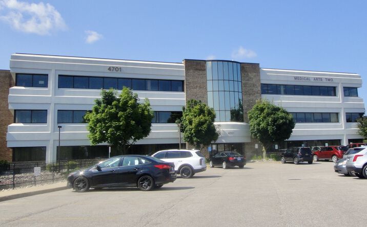 Pictures of Office property located at 4701 Towne Centre Rd, Saginaw, MI 48604 for sales - image #1