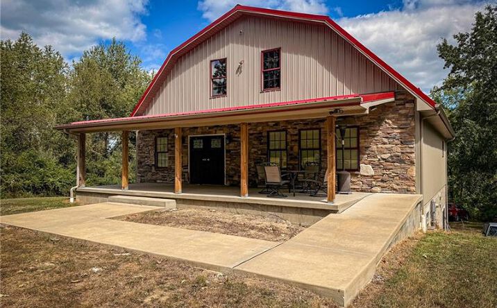 Pictures of Business for Sale, Hospitality, Retail property located at 115 Dreher Farm Lane, Butler, PA 16002 for sales - image #1