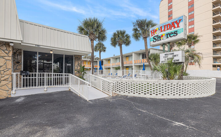 Pictures of Hospitality property located at 7501 N Ocean Blvd, Myrtle Beach, SC 29572 for sales - image #1