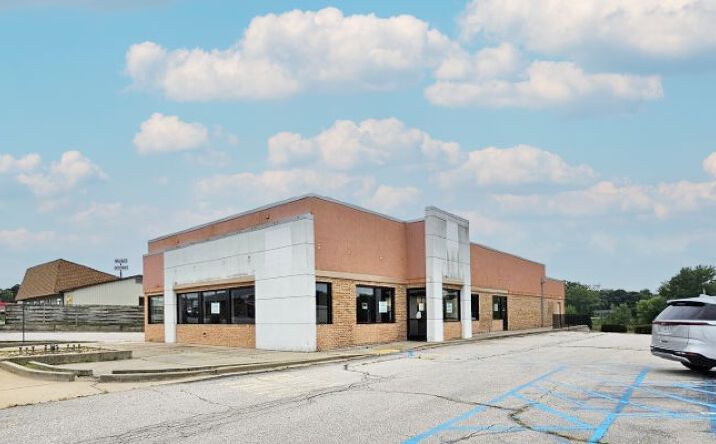 Pictures of Retail property located at 901 S Main St, Salem, MO 65560 for sales - image #1