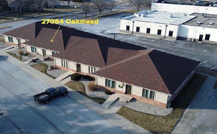 Pictures of Office property located at 27064 Oakmead Dr, Perrysburg, OH 43551 for sales - image #1