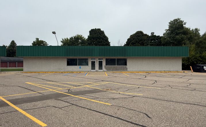 Pictures of Retail property located at 407 S State St, Gobles, MI 49055 for sales - image #1