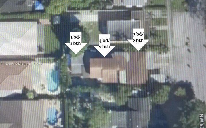 Pictures of Multifamily property located at 250 NW 63rd Ct, Miami, FL 33126 for sales - image #1