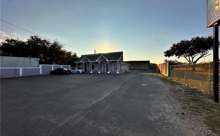 Pictures of Office, Industrial property located at 1717 La Homa Road, Mission, TX 78574 for sales - image #1