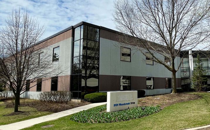 Pictures of Industrial property located at 3131 Woodcreek Dr, Downers Grove, IL 60515 for sales - image #1