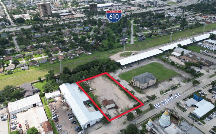 Pictures of Land, Retail property located at 1247 W 34th St, Houston, TX 77018 for sales - image #1