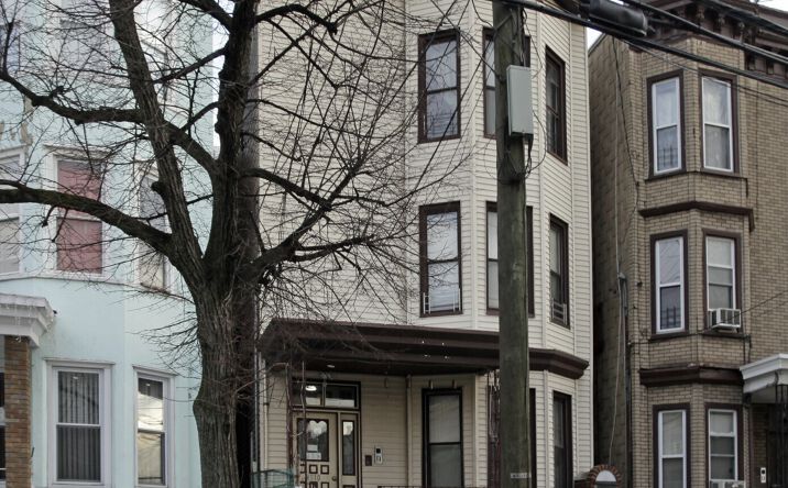 Pictures of Multifamily property located at 4512 Hudson Ave, Union City, NJ 07087 for sales - image #1