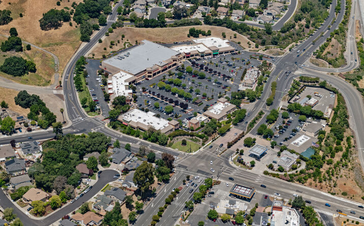Pictures of Retail property located at 21001 San Ramon Valley Blvd, San Ramon, CA 94583 for sales - image #1