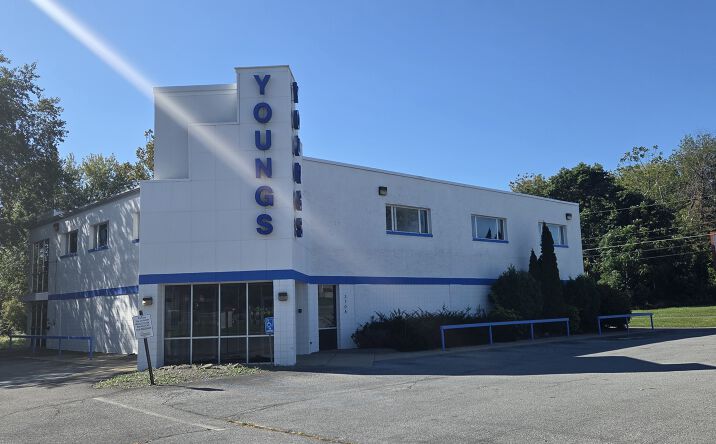 Pictures of Mixed Use, Office, Retail property located at 3708 Freemansburg Ave, Bethlehem, PA 18020 for sales - image #1