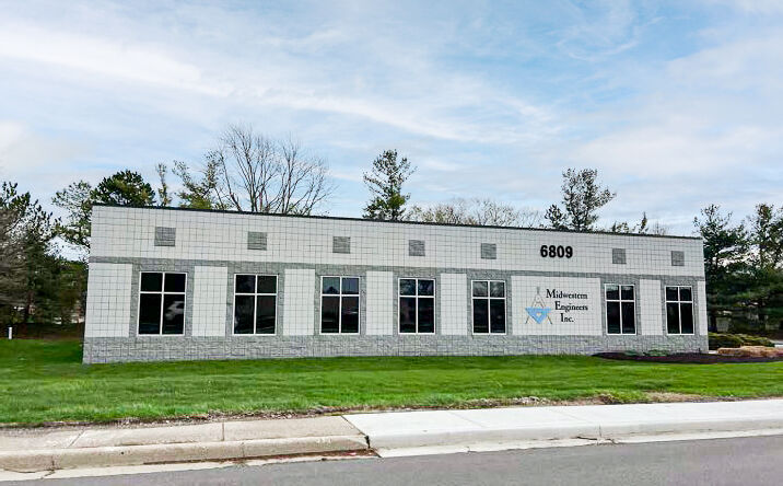 Pictures of Office property located at 6809 Corporate Dr, Indianapolis, IN 46278 for sales - image #1