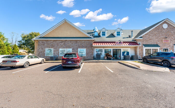Pictures of Retail, Office property located at 6014 Easton Rd, Plumsteadville, PA 18947 for sales - image #1