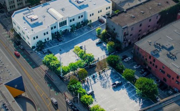 Pictures of Retail, Office property located at 949 E 2nd St, Los Angeles, CA 90012 for sales - image #1