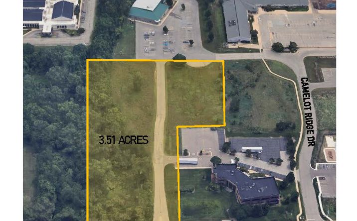 Pictures of Land property located at 2318 E Paris Ave SE, Grand Rapids, MI 49546 for sales - image #1